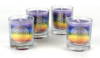 Chakrakerzen Multicolor im Glas 4er Set 6cm 100% Pflanzlich 15 Std Brenndauer