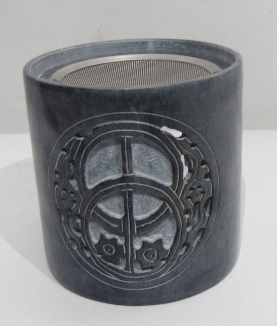 Räucherofen mit Metallsieb Avalon Zeichen Speckstein 10x10cm INDIEN