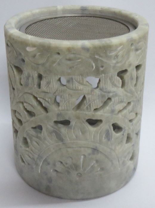 Räucherofen mit Metallsieb Speckstein hell 7.57x9cm INDIEN